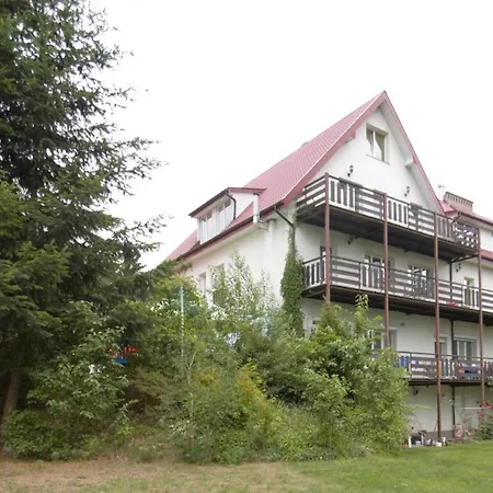 住宿加早餐酒店 Dom Letniskowy Helena 3*