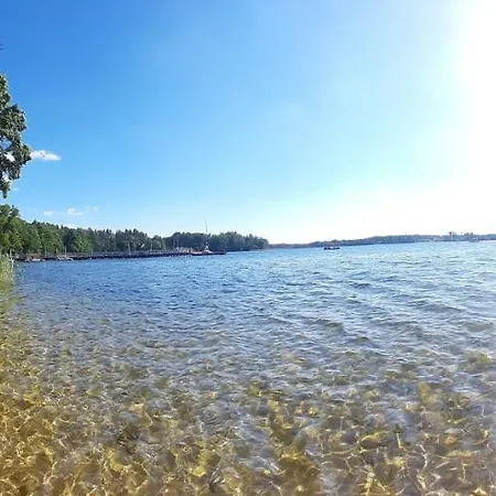 Dom Letniskowy Helena 住宿加早餐酒店