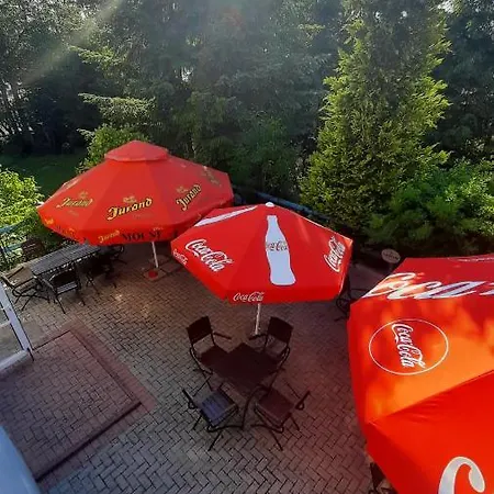 Dom Letniskowy Helena Oda ve Kahvaltı Kretowiny