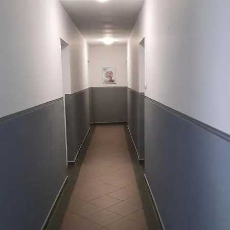 Dom Letniskowy Helena 3* Kretowiny