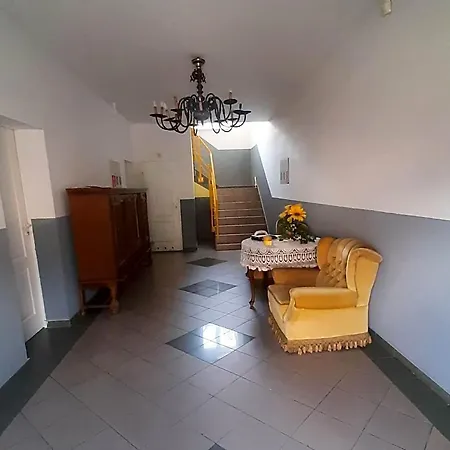 Dom Letniskowy Helena 3* Kretowiny