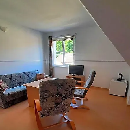 Dom Letniskowy Helena Bed and breakfast