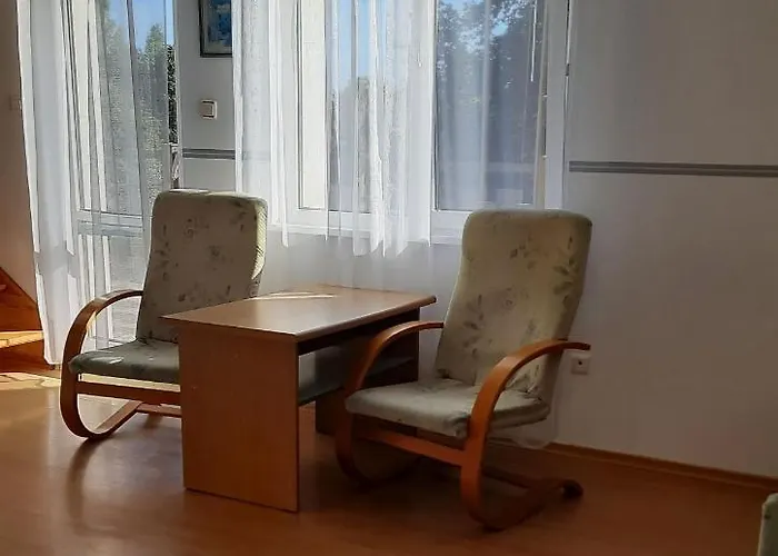 Dom Letniskowy Helena 3* Kretowiny